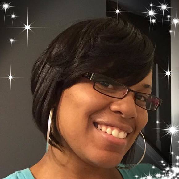 Meet your Posher, Charmonika - Picture 1 of 1